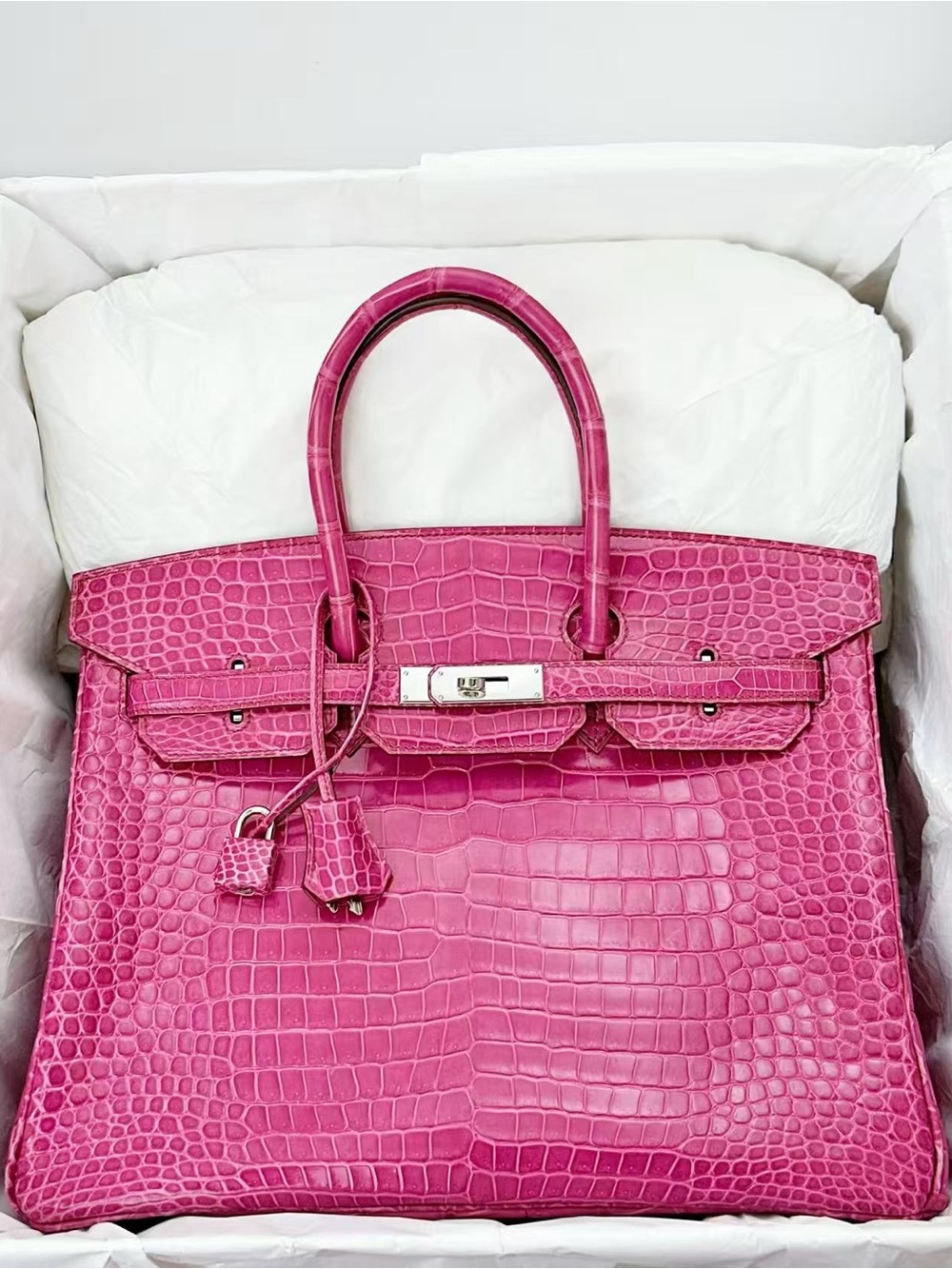 Hermes Birkin 35 shiny Porosus Fuchsia crocodile bag